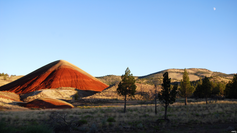 Red Hill (Painted Hills,Oregon)